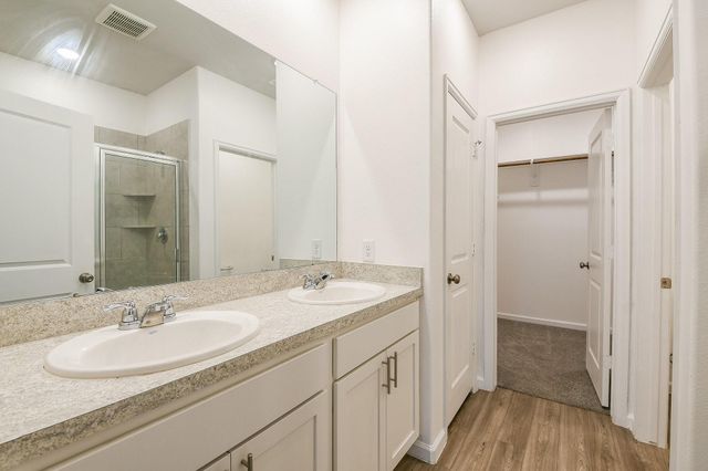 16612 Aroura St, Porter Heights, TX 77365