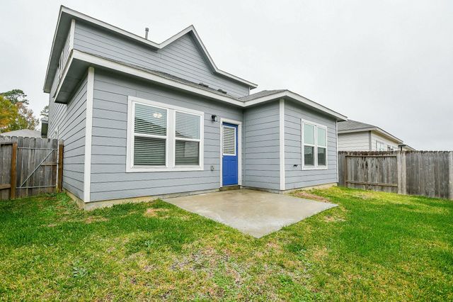 16612 Aroura St, Porter Heights, TX 77365