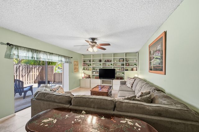 2913 SW 22nd Circle 36a, Delray Beach, FL 33445