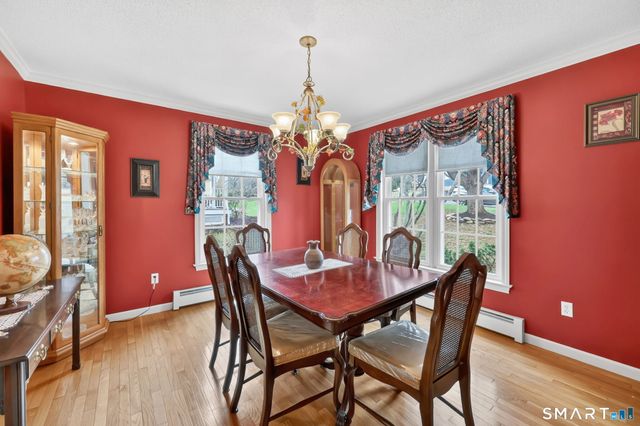 4 Harrison Drive, Cromwell, CT 06416