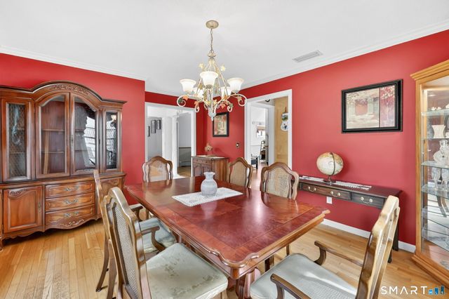 4 Harrison Drive, Cromwell, CT 06416