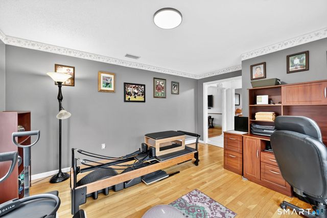 4 Harrison Drive, Cromwell, CT 06416
