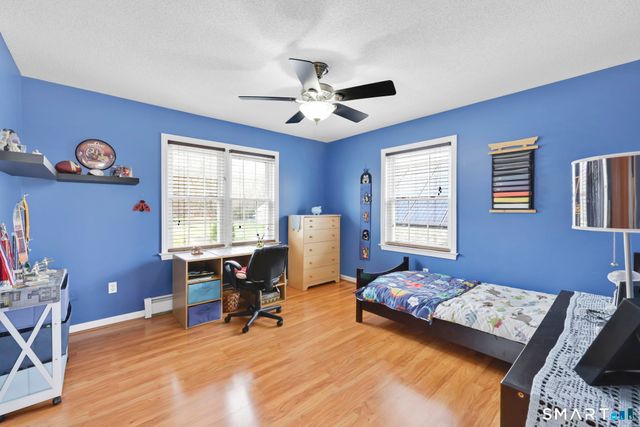 4 Harrison Drive, Cromwell, CT 06416