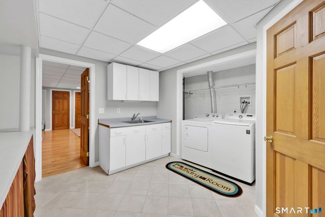 4 Harrison Drive, Cromwell, CT 06416