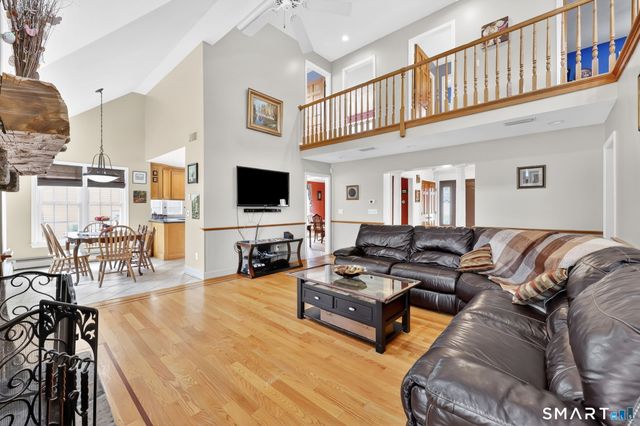 4 Harrison Drive, Cromwell, CT 06416