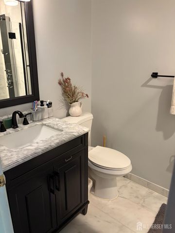 29 Major Drive, Sayreville, NJ 08872