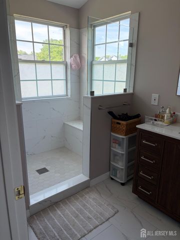 29 Major Drive, Sayreville, NJ 08872