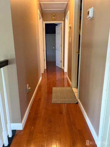 29 Major Drive, Sayreville, NJ 08872