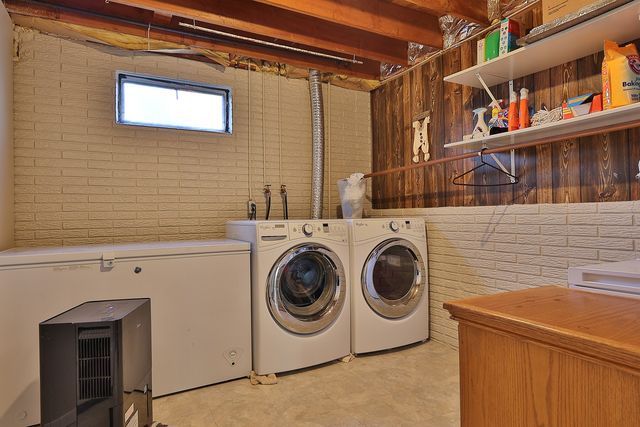 912 Park Lane, Pella, IA 50219