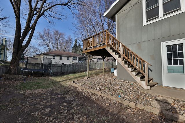 912 Park Lane, Pella, IA 50219