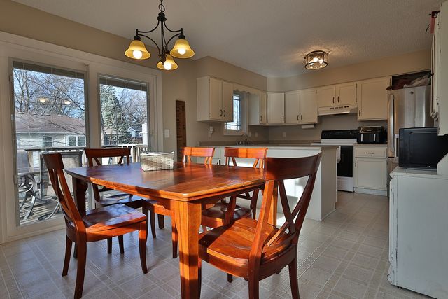 912 Park Lane, Pella, IA 50219