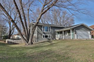 912 Park Lane, Pella, IA 50219