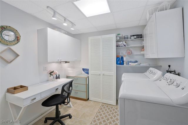 4126 Belair LN B10, Naples, FL 34103