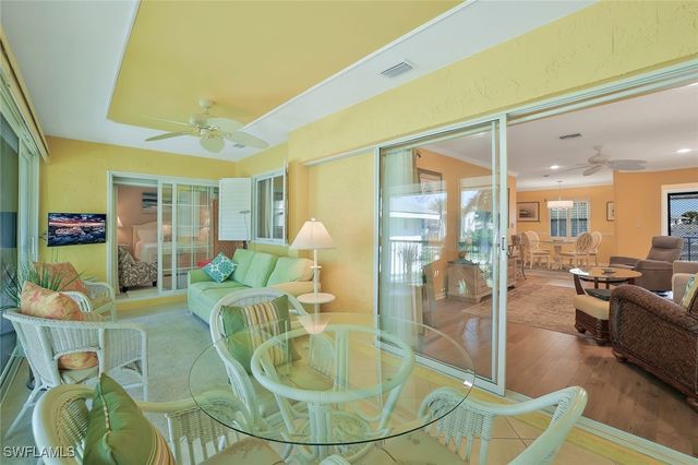 4126 Belair LN B10, Naples, FL 34103