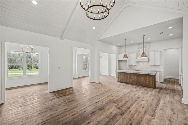 132 Lawson Drive, Wilmore, KY 40390