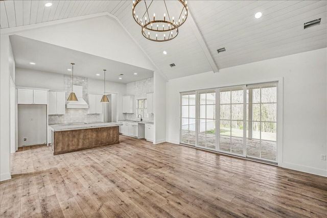 132 Lawson Drive, Wilmore, KY 40390