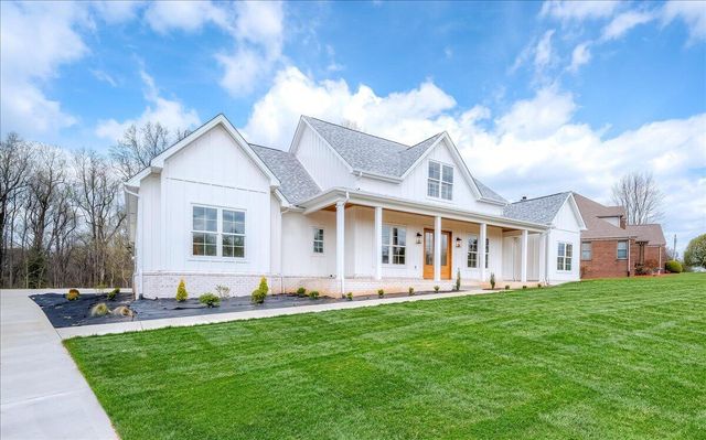 132 Lawson Drive, Wilmore, KY 40390