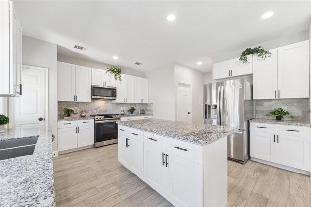 16802 Willow Bend Court, Sugar Land, TX 77479