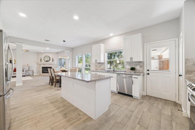 16802 Willow Bend Court, Sugar Land, TX 77479