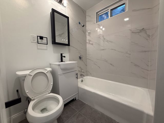 16 Willow Ave 2, Somerville, MA 02144