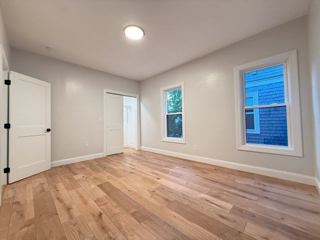 16 Willow Ave 2, Somerville, MA 02144