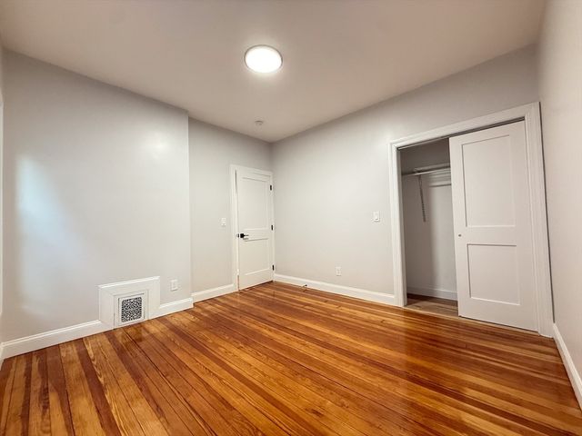 16 Willow Ave 2, Somerville, MA 02144