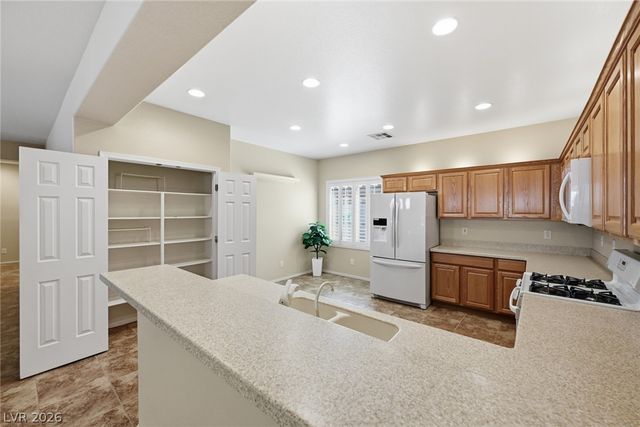 11533 Crimson Rose Avenue, Las Vegas, NV 89138