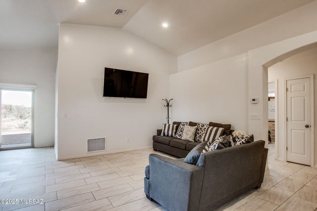 1158 Escorpion Court, Rio Rico, AZ 85648