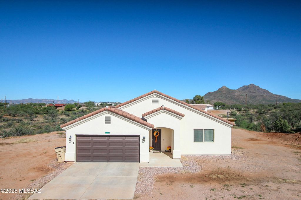 1158 Escorpion Court, Rio Rico, AZ 85648