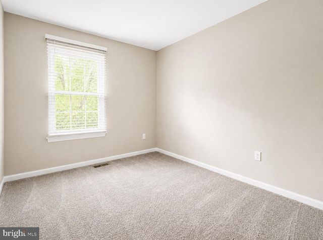 6556 RIDGEBORNE DR, Baltimore, MD 21237