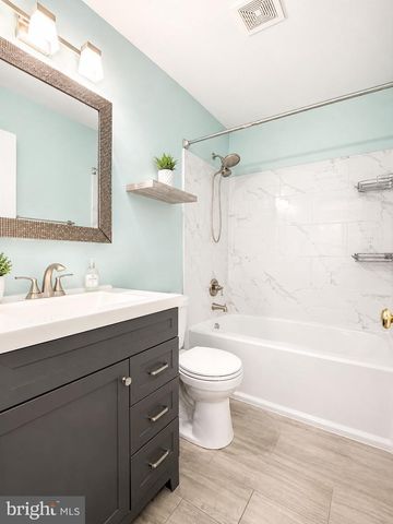 6556 RIDGEBORNE DR, Baltimore, MD 21237