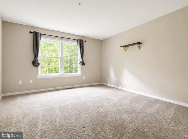 6556 RIDGEBORNE DR, Baltimore, MD 21237