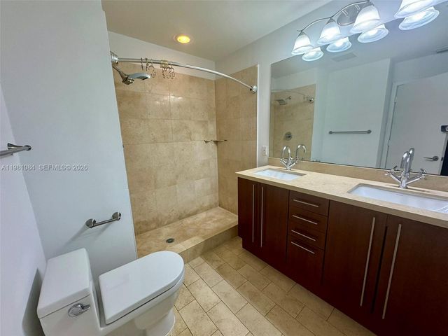 79 SW 12th St 3309-S, Miami, FL 33130