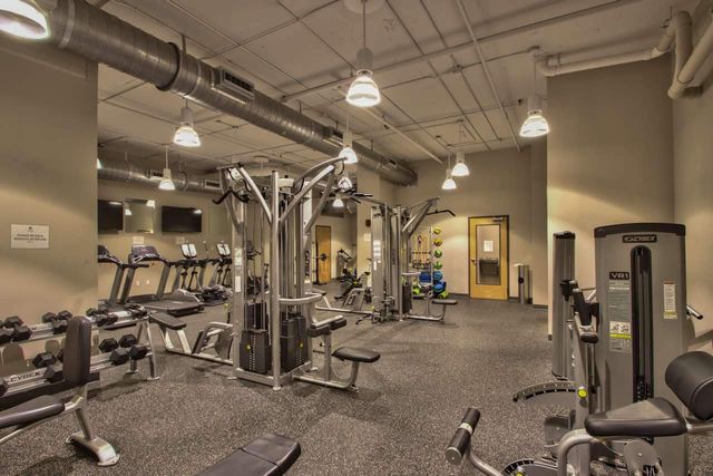 300 S Duval St Unit 505, Tallahassee, FL 32301