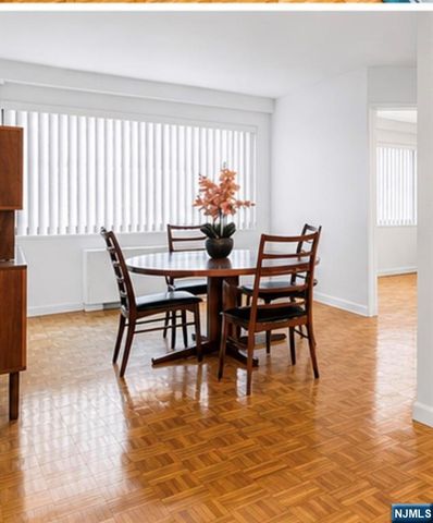 1375 River Road 1K, Edgewater, NJ 07020