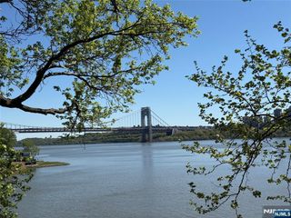 1375 River Road 1K, Edgewater, NJ 07020