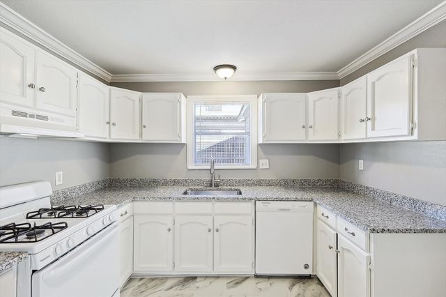 3120 Sappington Place, Fort Worth, TX 76116