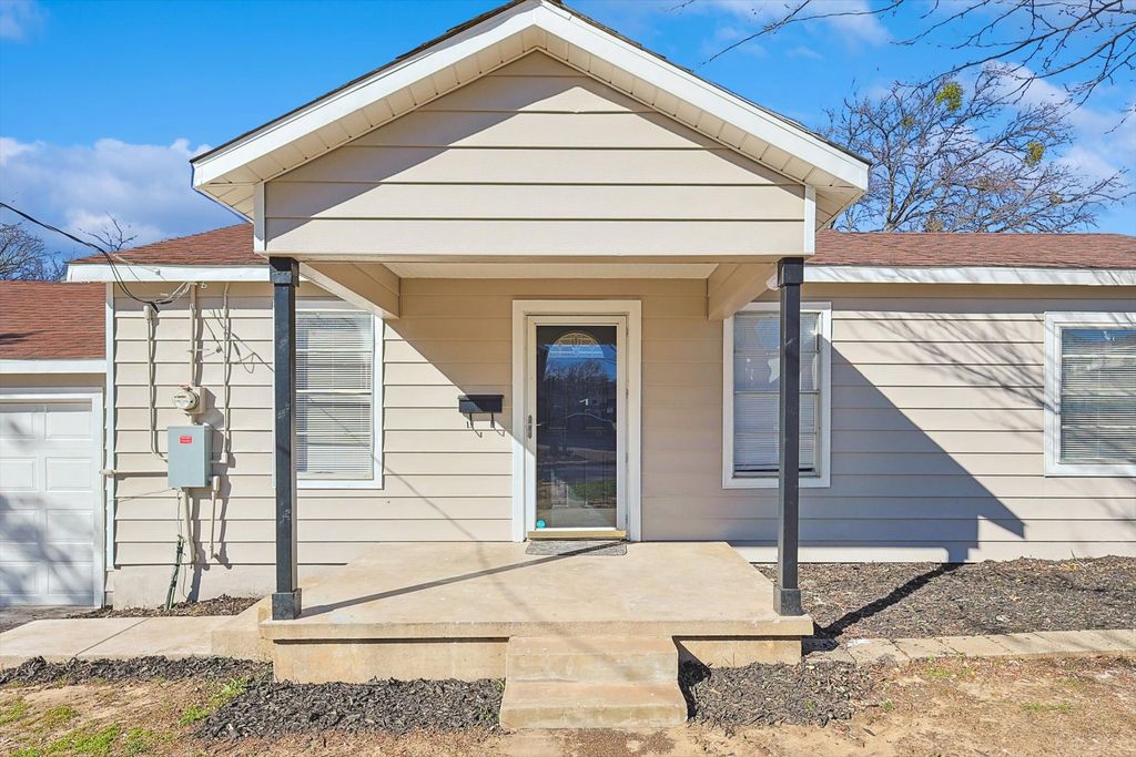 3120 Sappington Place, Fort Worth, TX 76116