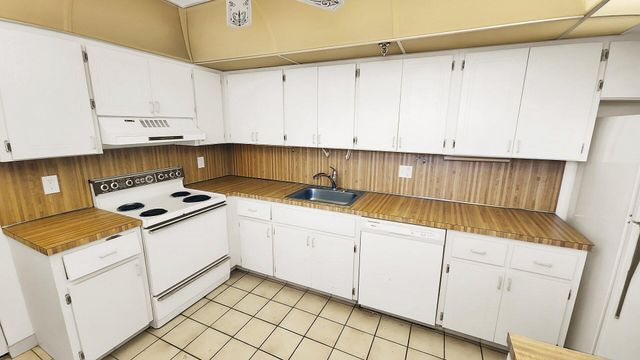 198 NW 67th Street 508, Boca Raton, FL 33487