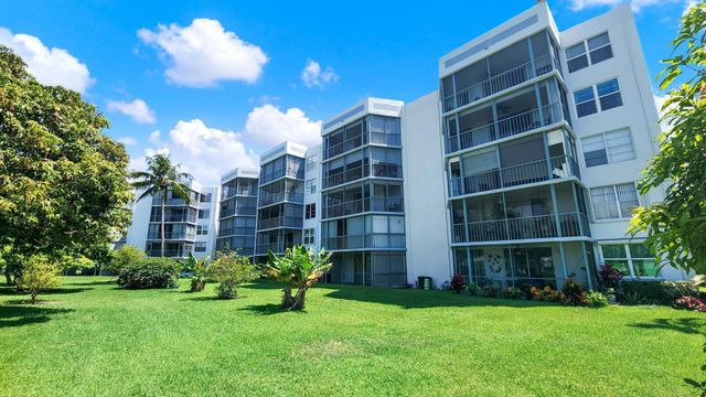 198 NW 67th Street 508, Boca Raton, FL 33487