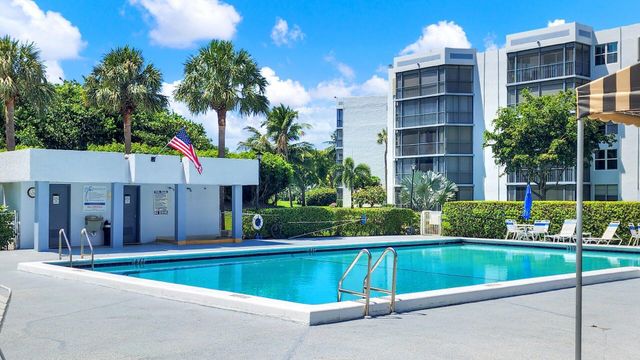 198 NW 67th Street 508, Boca Raton, FL 33487