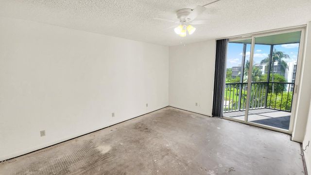 198 NW 67th Street 508, Boca Raton, FL 33487