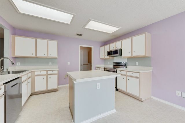 637 Gibson Street, Cedar Hill, TX 75104