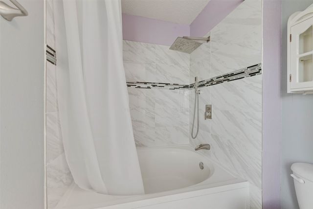 637 Gibson Street, Cedar Hill, TX 75104