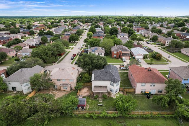 637 Gibson Street, Cedar Hill, TX 75104