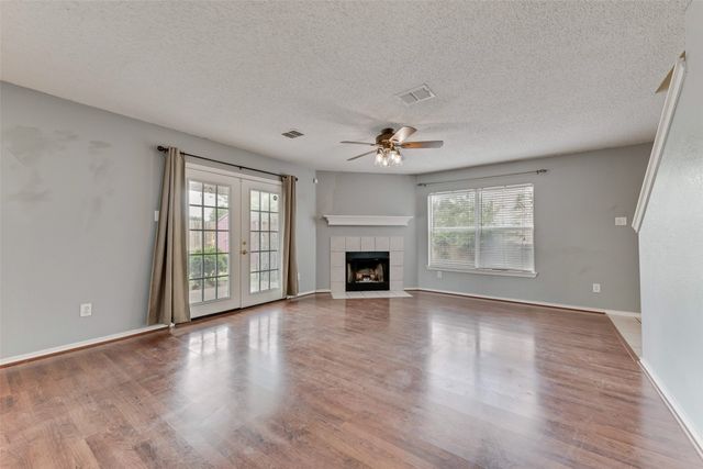 637 Gibson Street, Cedar Hill, TX 75104