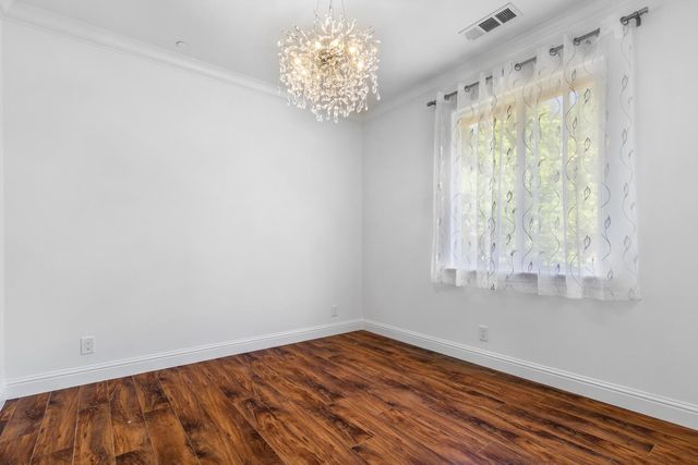 6404 Sylvan Rd, Citrus Heights, CA 95610