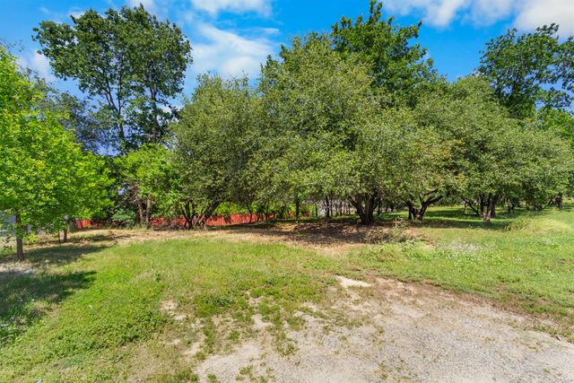 6404 Sylvan Rd, Citrus Heights, CA 95610