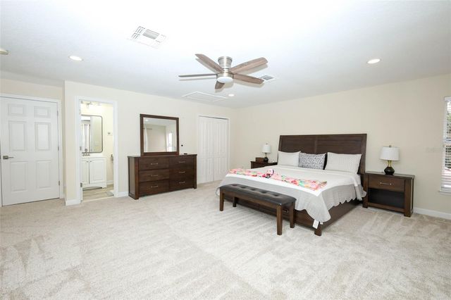 836 WOODBARK COVE, Sanford, FL 32771