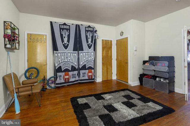 4014 MARKET ST, Philadelphia, PA 19104